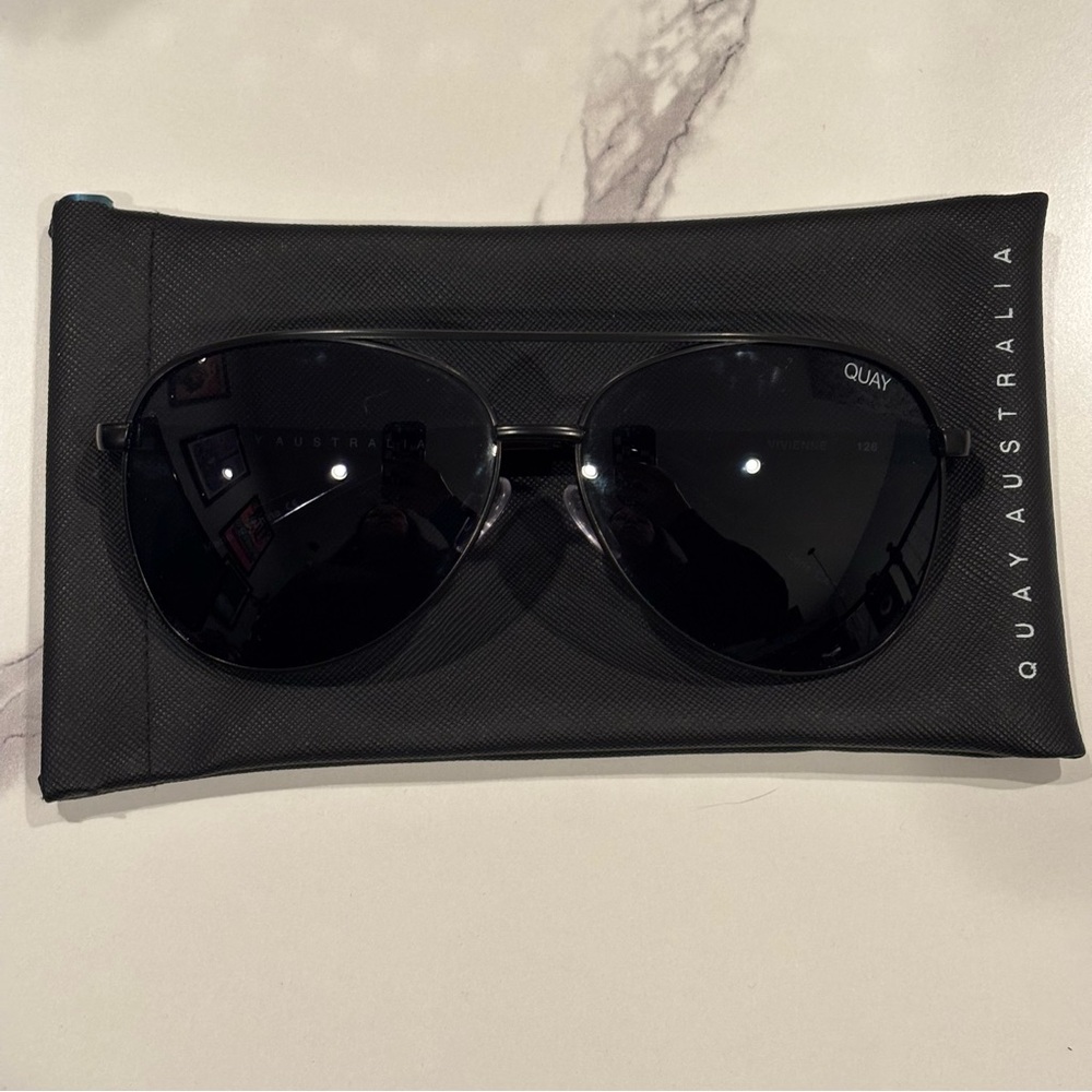 Quay Australia Dark Aviator Sunglasses - Picture 2 of 10